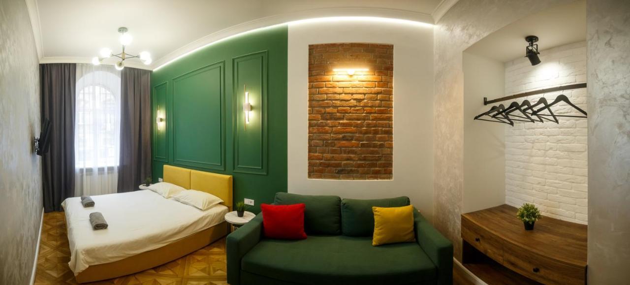 центр львова вул личаківська 5 площа ринок 2 кімнати ізольовані Apartment *